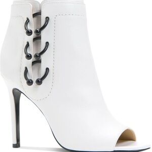 Katy Perry Peep Toe Booties White Leather Safety Pin Heels Size 6.5M – NEW